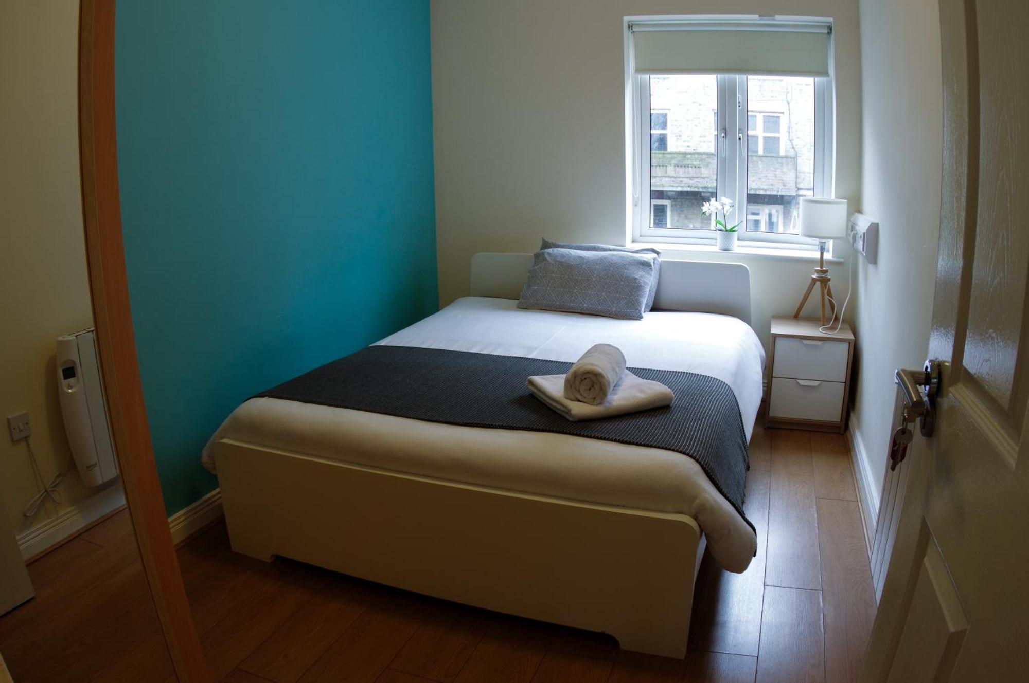 Super Central Location Private Room 1 — Photos 3